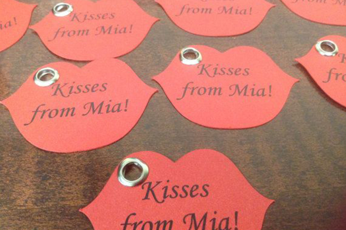 Premium Lips Tags printing EU Premium Lips Tags printing EU